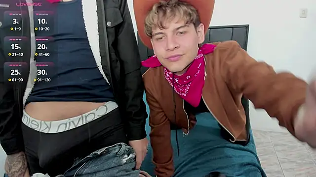 javieryalejandro online show from 10/31/25, 09:38