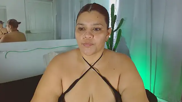 Selenna01 online show from 02/02/25, 12:35