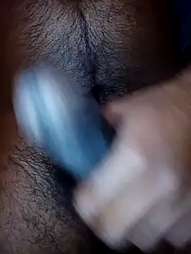 Snapshot of Sripandara1 chatting on 10/26/25, 11:09 Sripandara1 online show from 10/26/25, 11:09