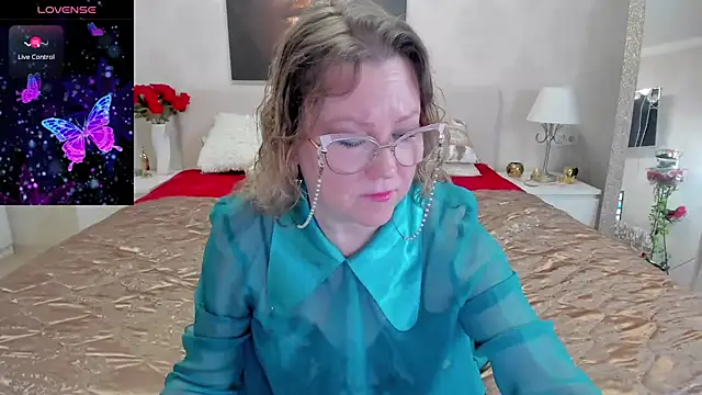 Snapshot of katysako chatting on 01/25/25, 04:23 katysako online show from 01/25/25, 04:23