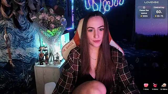 Snapshot of Selbi_Paine chatting on 07/19/26, 01:53 Selbi Paine online show from 07/19/26, 01:53