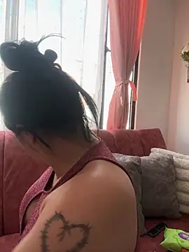 KallyMyller1 online show from 10/02/25, 07:54