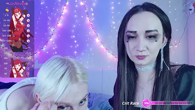 Snapshot of Evelyn_rabbit chatting on 10/27/25, 06:56 Evelyn rabbit online show from 10/27/25, 06:56