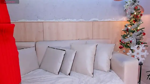 maryevans  online show from 12/02/24, 01:02