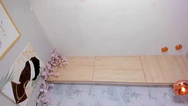 Snapshot of maryevans_ chatting on 10/02/25, 12:34 maryevans online show from 10/02/25, 12:34