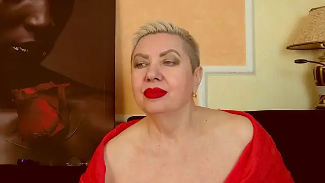 LadyPosh online show from 05/05/26, 09:01