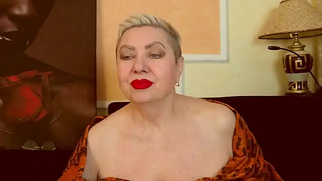 LadyPosh online show from 05/06/26, 07:08