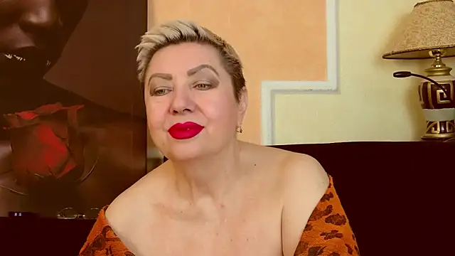 LadyPosh online show from 06/05/26, 08:03