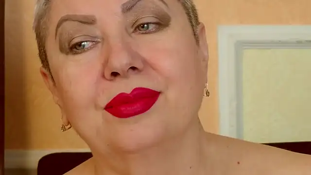LadyPosh online show from 07/23/26, 12:14
