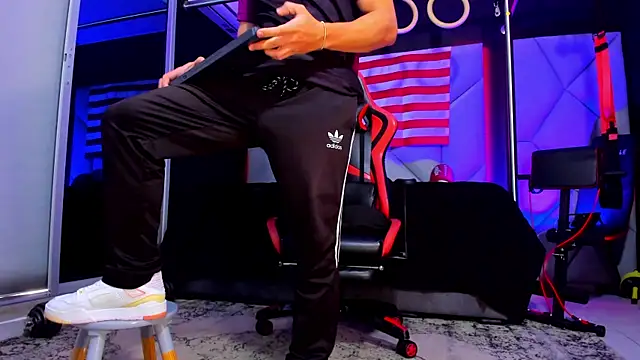 Aydenmiller96 online show from 10/07/25, 02:47