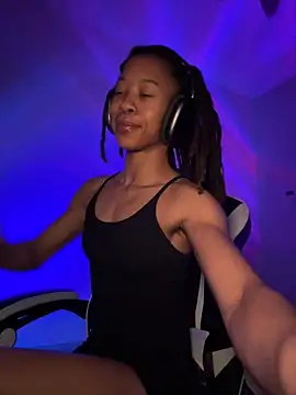 Snapshot of thebrattygoddess chatting on 12/19/24, 11:39 thebrattygoddess online show from 12/19/24, 11:39