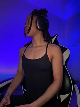 Snapshot of thebrattygoddess chatting on 01/05/25, 10:21 thebrattygoddess online show from 01/05/25, 10:21