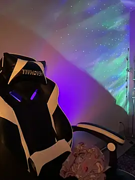 Snapshot of thebrattygoddess chatting on 03/10/25, 03:12 thebrattygoddess online show from 03/10/25, 03:12