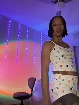 Snapshot of thebrattygoddess chatting on 09/19/25, 09:00 thebrattygoddess online show from 09/19/25, 09:00