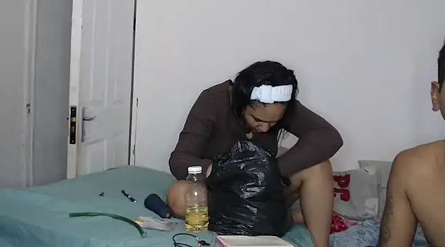 Indianbloom- online show from 12/14/24, 01:38