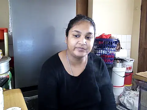 Indianbloom- online show from 09/13/25, 09:20