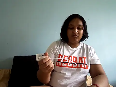 Indianbloom- online show from 09/17/25, 12:40