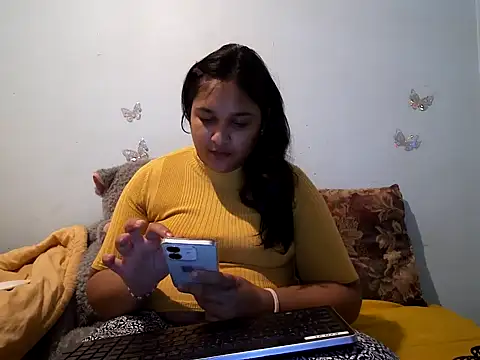 Indianbloom- online show from 10/22/25, 07:35