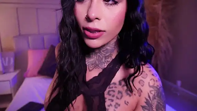 curvyliciousss online show from 07/23/26, 06:39