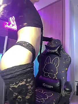 Littlebunny21 online show from 06/23/26, 03:48