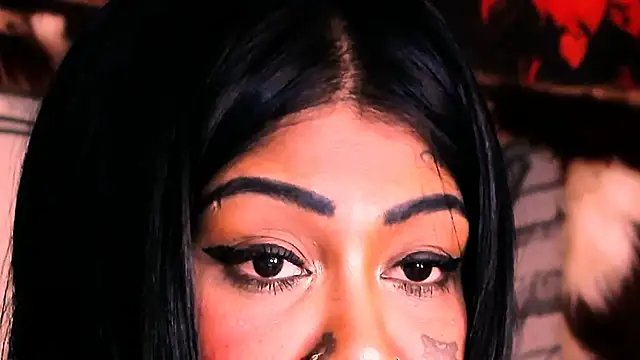 Snapshot of indian_dreamgirl chatting on 09/29/25, 01:49 indian dreamgirl online show from 09/29/25, 01:49