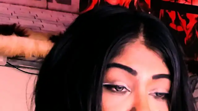 Snapshot of indian_dreamgirl chatting on 10/25/25, 08:36 indian dreamgirl online show from 10/25/25, 08:36