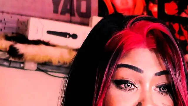 Snapshot of indian_dreamgirl chatting on 11/04/25, 09:25 indian dreamgirl online show from 11/04/25, 09:25