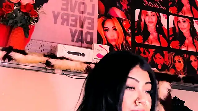 indian dreamgirl online show from 11/26/25, 07:59