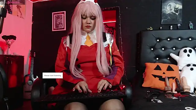 aprildoll online show from 10/17/25, 04:15