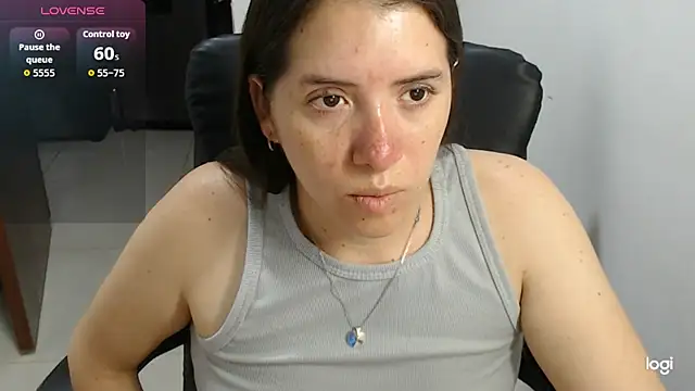 spicey latina online show from 06/23/26, 10:41