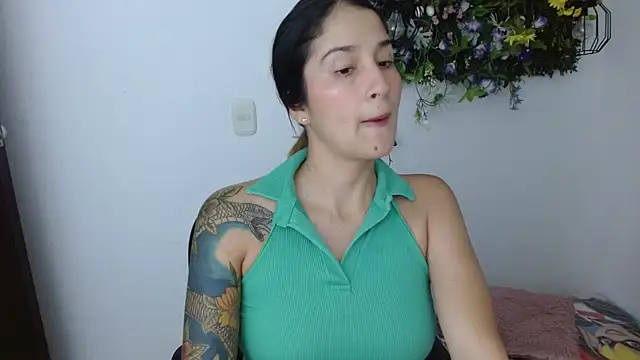 IsabellaVegaa online show from 12/06/24, 02:13
