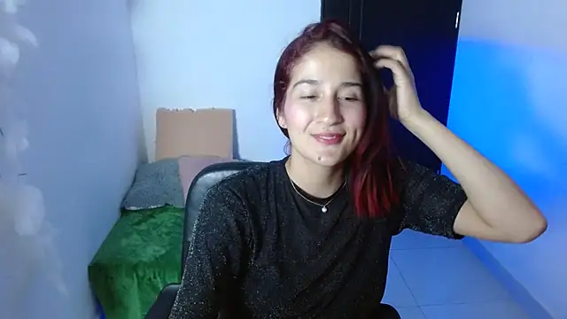 IsabellaVegaa online show from 01/18/25, 04:15