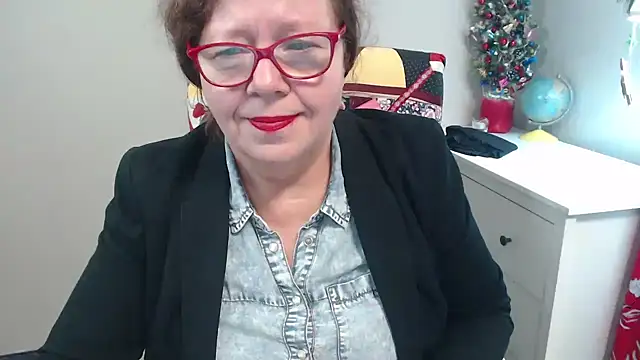 Adelewildx online show from 12/23/24, 09:05