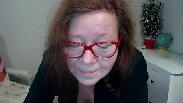 Adelewildx online show from 01/08/25, 07:45