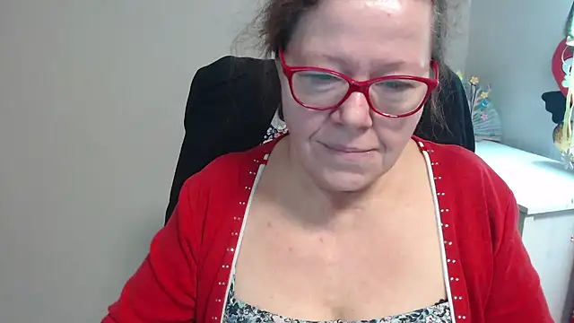 Adelewildx online show from 02/18/25, 05:31