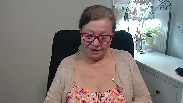 Adelewildx online show from 09/24/25, 03:21