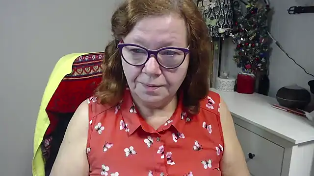 Adelewildx online show from 12/16/25, 05:23