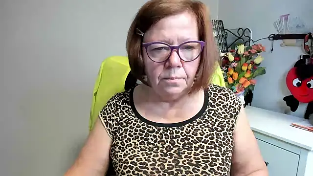 Adelewildx online show from 06/12/26, 03:16