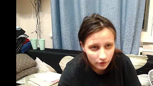Snapshot of alisacucumber chatting on 02/18/25, 07:19 alisacucumber online show from 02/18/25, 07:19