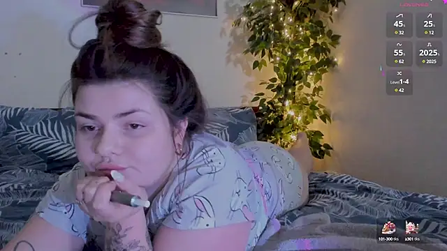 Eva Shameless online show from 12/21/24, 07:49