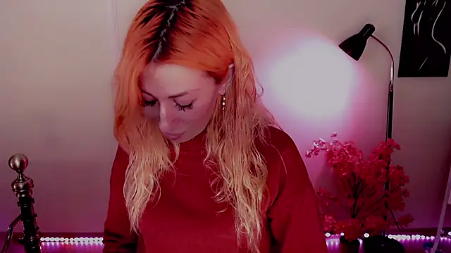 Snapshot of AnnieGOld_ chatting on 12/18/24, 10:24 AnnieGOld online show from 12/18/24, 10:24