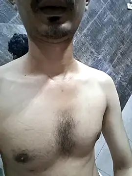 Snapshot of dreamtoungelick69 chatting on 10/03/25, 03:03 dreamtoungelick69 online show from 10/03/25, 03:03