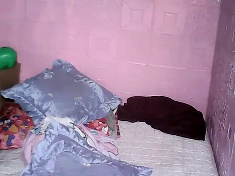 Snapshot of hotpusie_4u chatting on 09/20/25, 11:28 hotpusie 4u online show from 09/20/25, 11:28