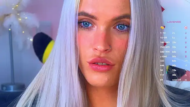 Snapshot of mikkixmeow chatting on 01/29/25, 09:55 mikkixmeow online show from 01/29/25, 09:55