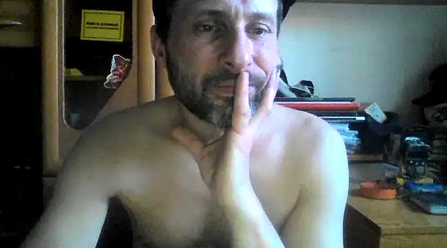 FireFox Feel online show from 03/08/25, 03:35