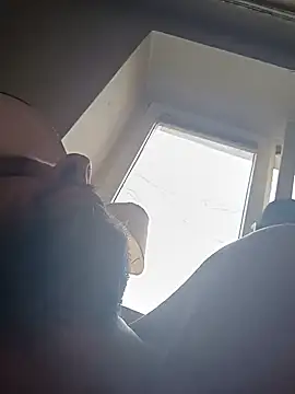 FireFox Feel online show from 03/10/25, 07:53