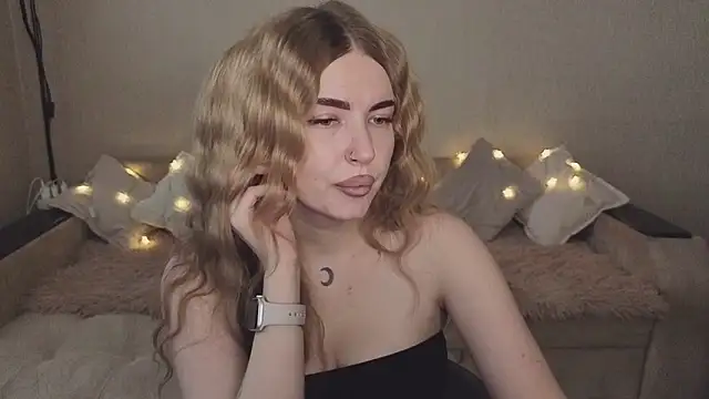 ViolettaLopez online show from 09/30/25, 01:27