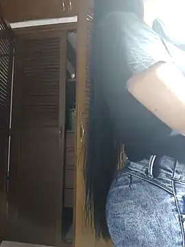 ashley morgan 18 online show from 12/31/24, 11:28