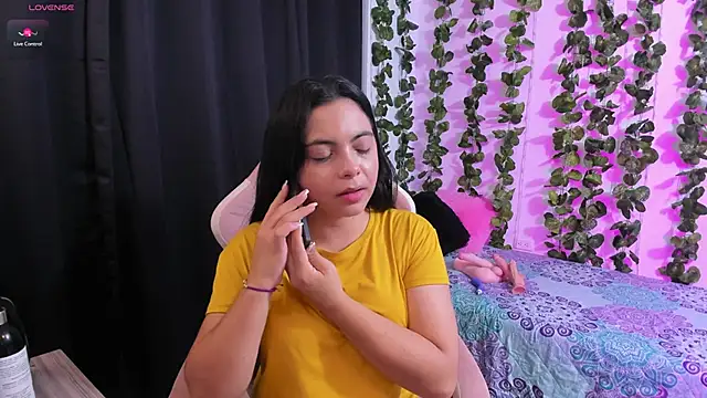 ashley morgan 18 online show from 11/06/25, 02:34