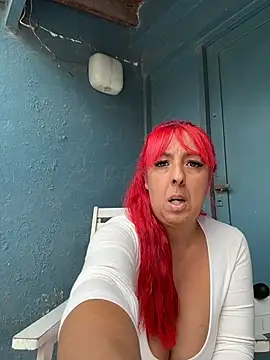 Snapshot of sofy_alone chatting on 11/21/25, 04:16 sofy alone online show from 11/21/25, 04:16